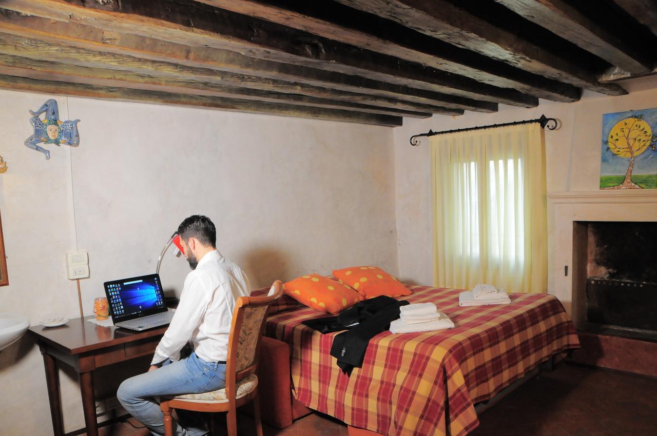 Hotel La Corte Correzzola Ngoại thất bức ảnh